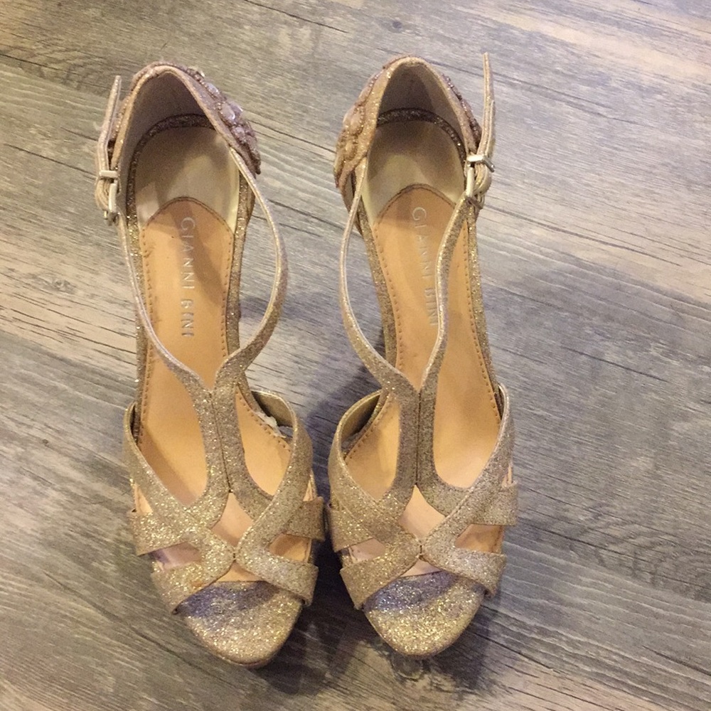 Ornate Gianni Bini Heels